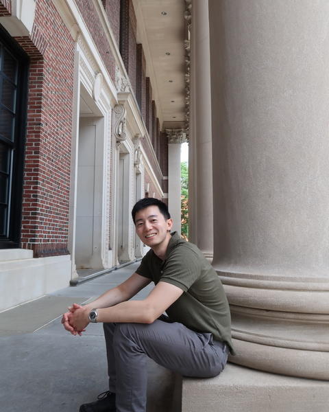 Yoonhyuk Jang